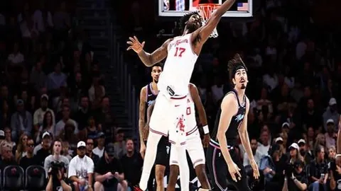 “双喜临门：金靴与冠军同属一人？晨报速览图.jpg”